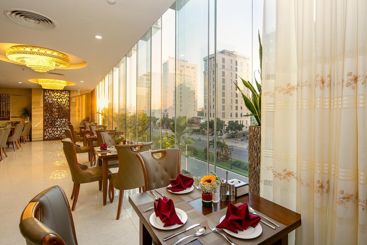 Luxtery Hotel & Spa Da Nang Esterno foto