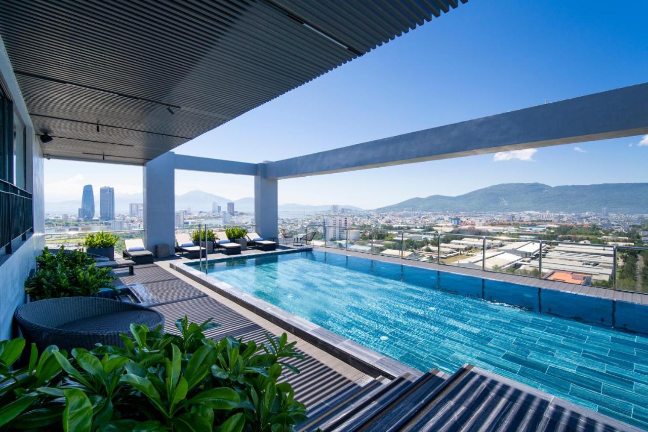 Luxtery Hotel & Spa Da Nang Esterno foto