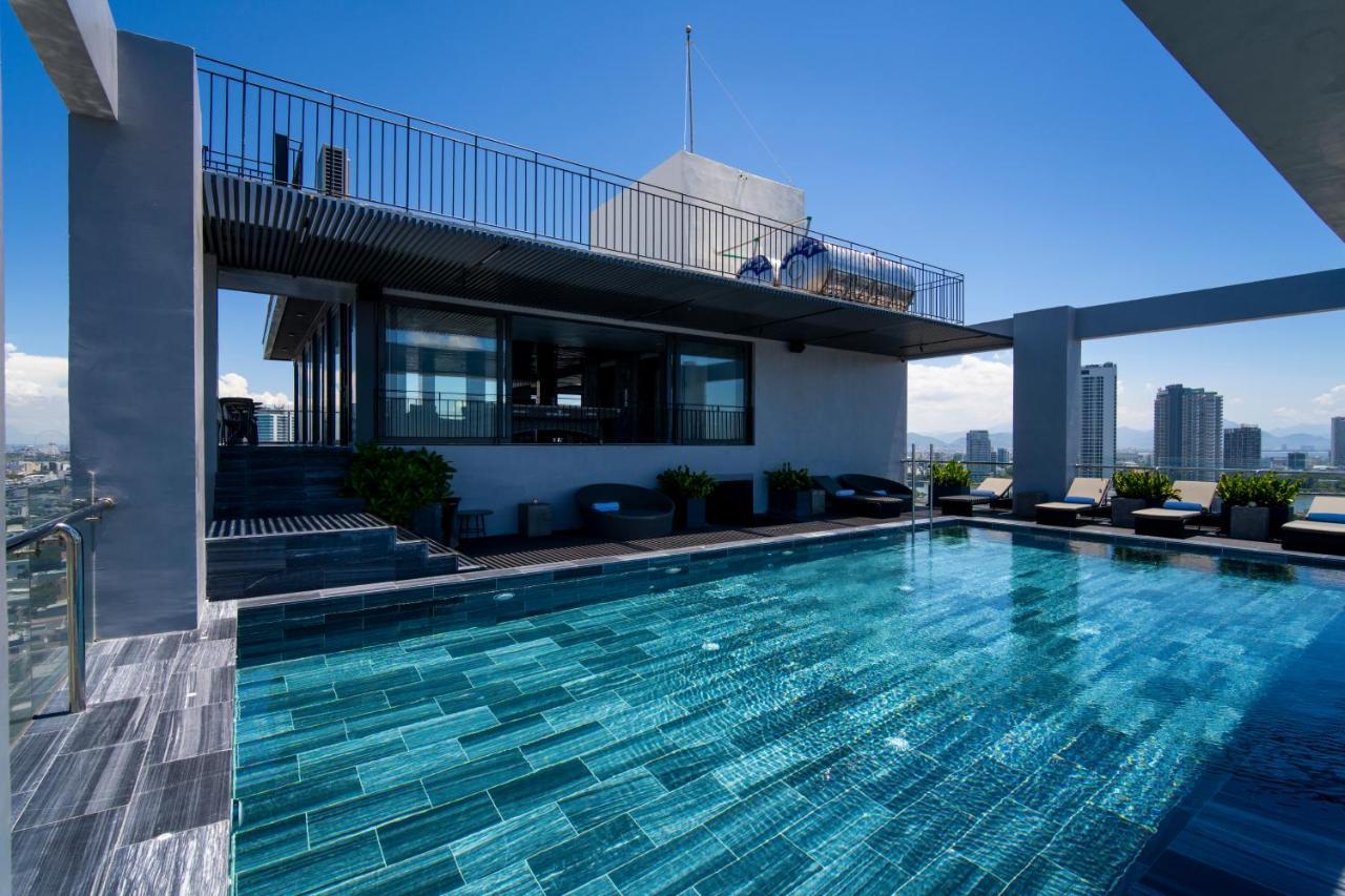 Luxtery Hotel & Spa Da Nang Esterno foto