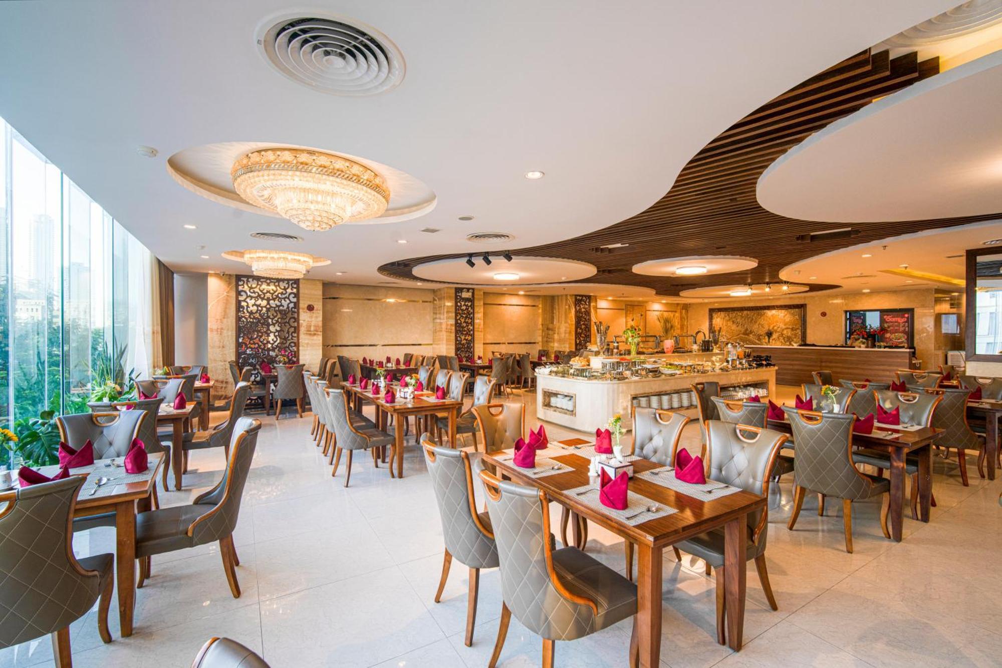 Luxtery Hotel & Spa Da Nang Esterno foto