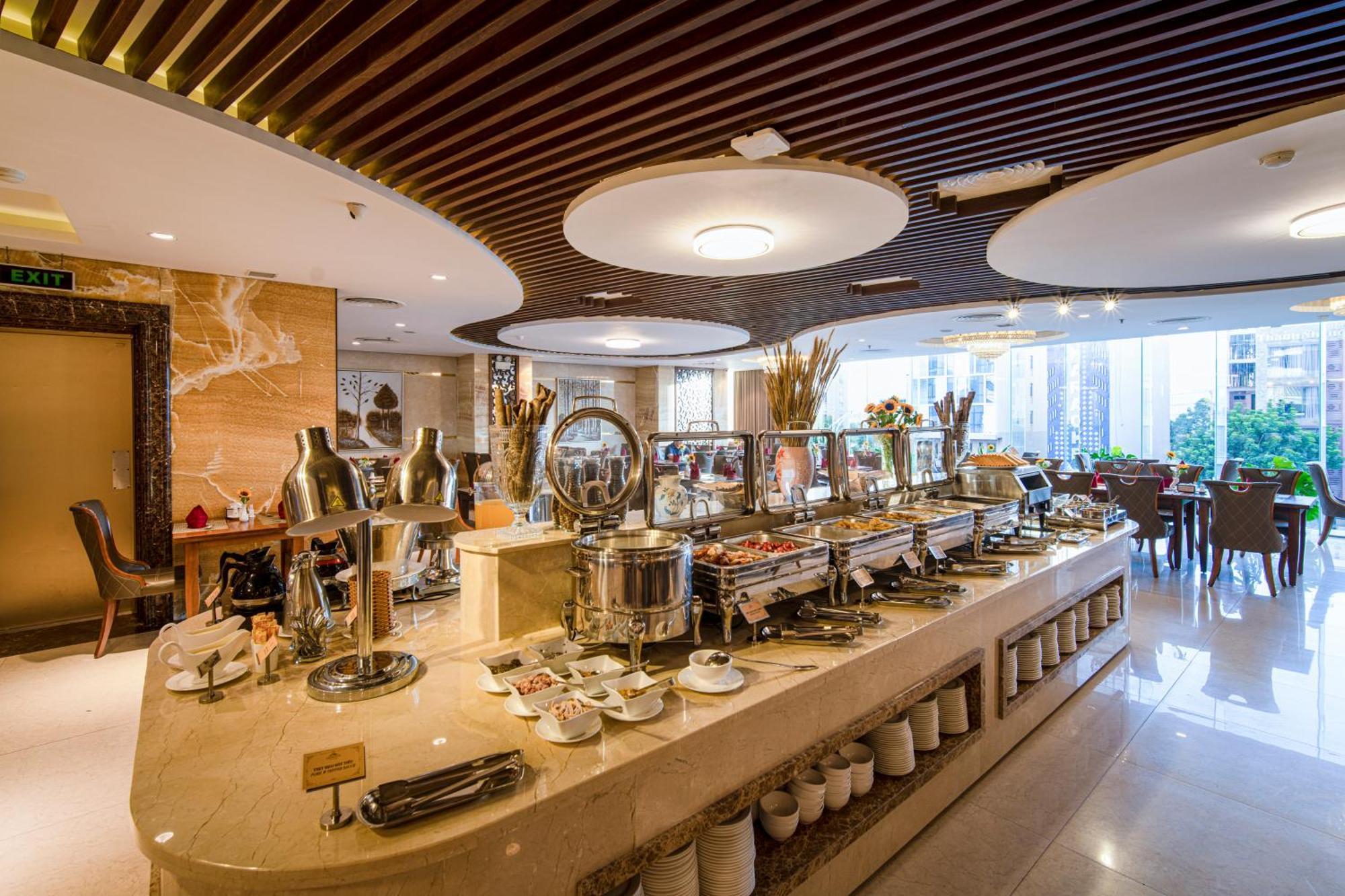 Luxtery Hotel & Spa Da Nang Esterno foto