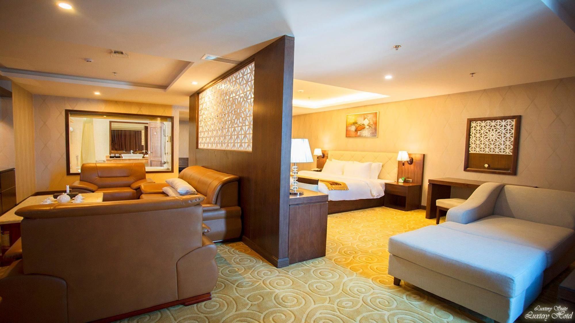 Luxtery Hotel & Spa Da Nang Esterno foto